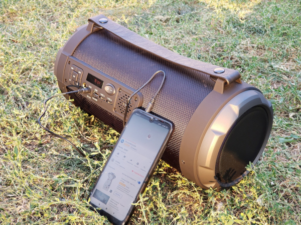 AUX в Real-EL X-730