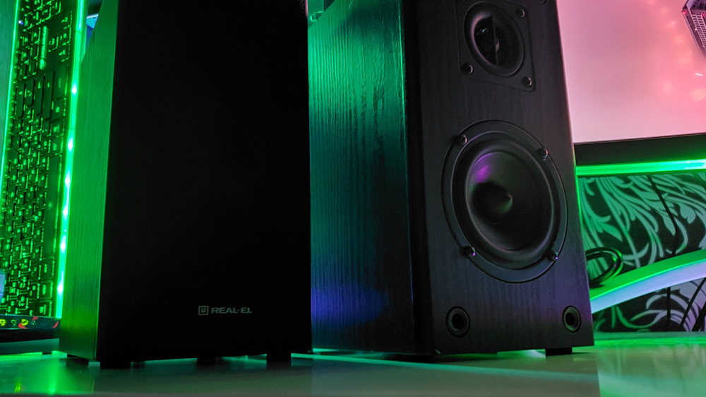 Фото загального вигляду акустичної системи REAL-EL S-250