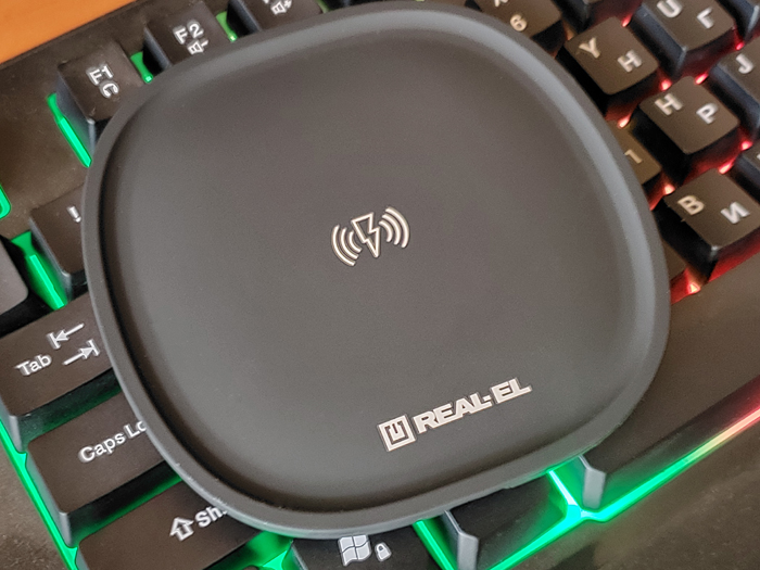 besprovodnaya-zaryadka-real-el-wl-740