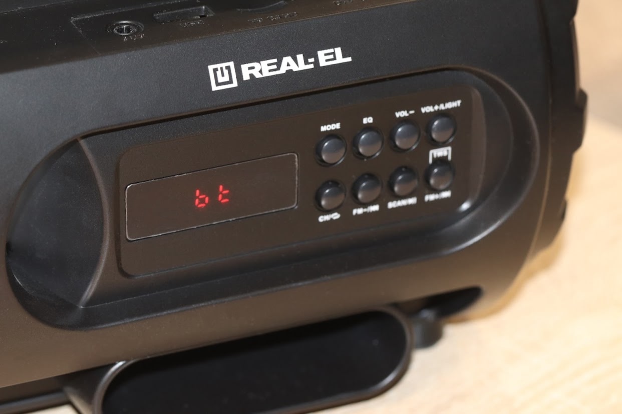 material-korpusa-kolonki-REAL-EL-X-710