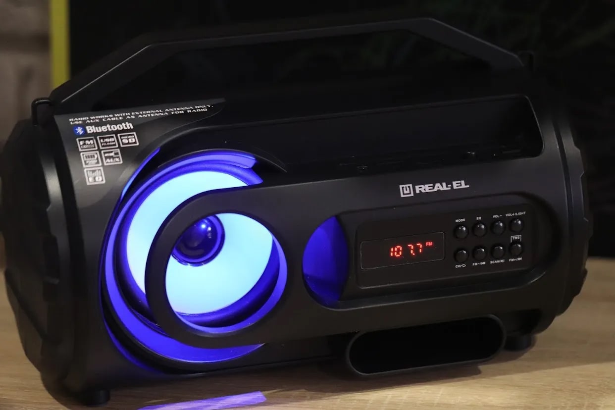 podsvetka-kolonki-REAL-EL-X-710