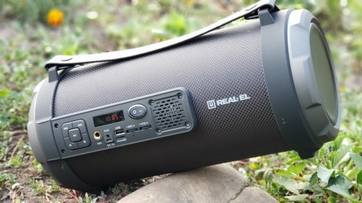 фото REAL-EL X-730 на вулиці