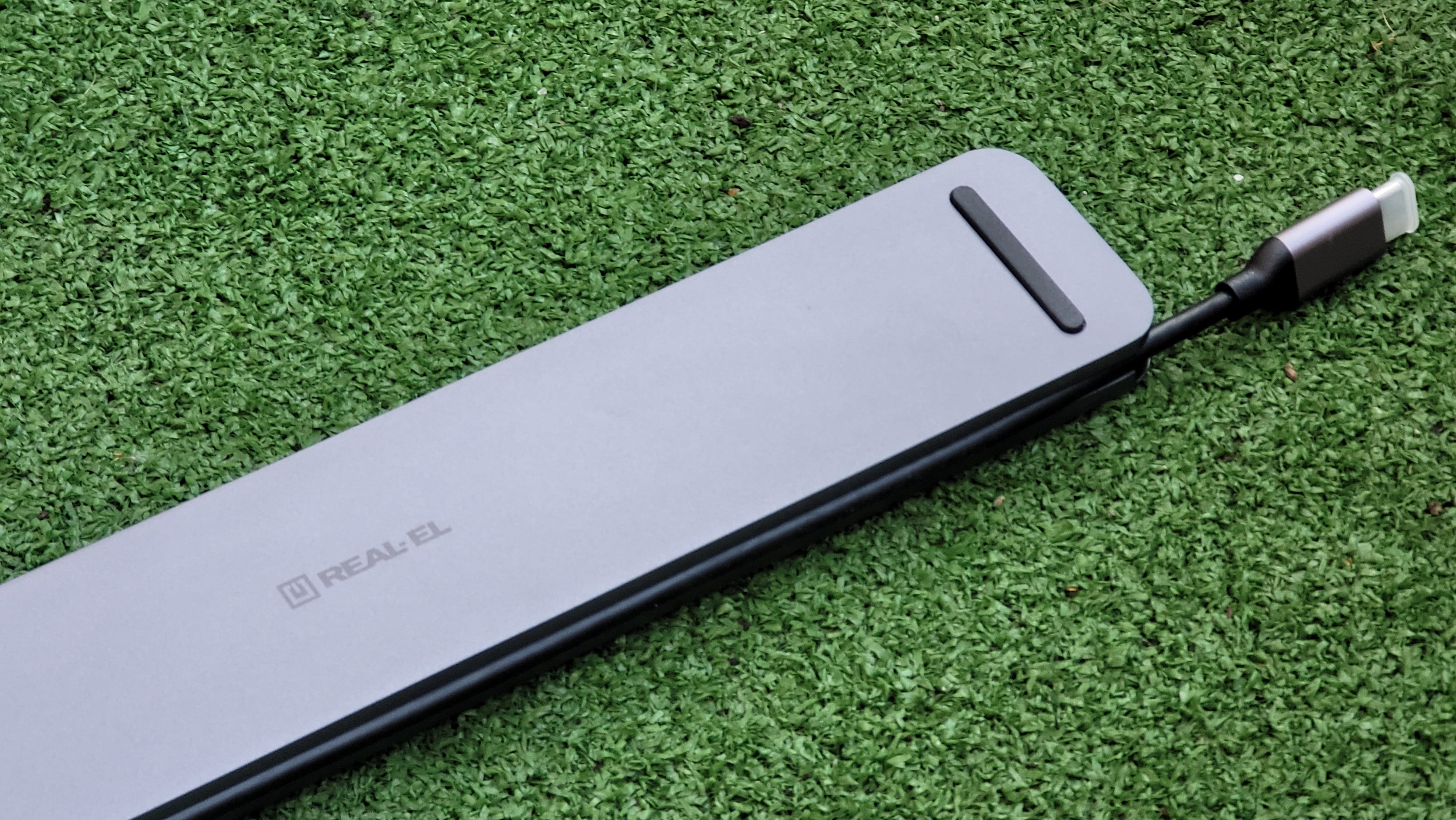 dok-stanciya-real-el-cq-1000