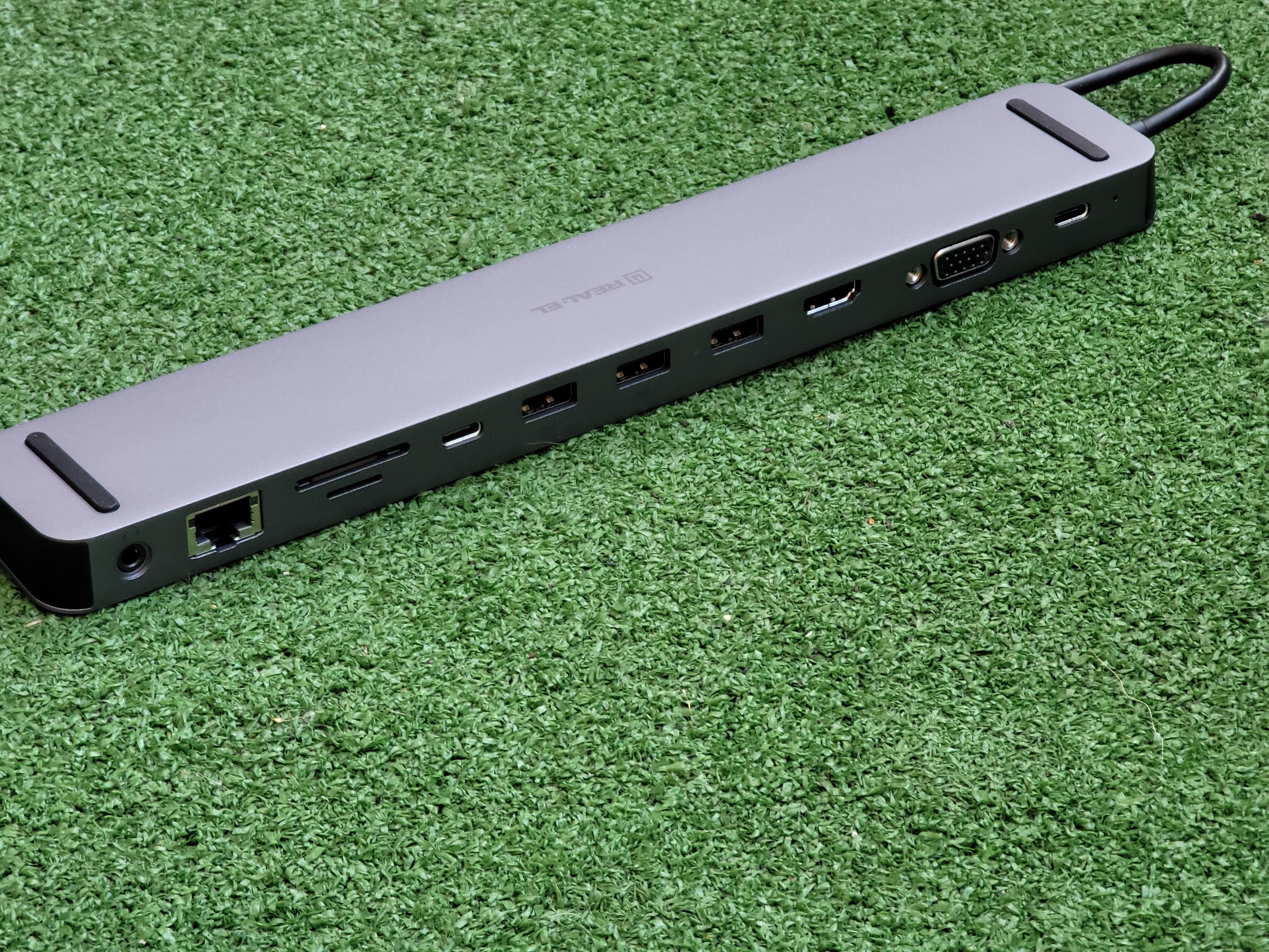 dok-stanciya-real-el-cq-1000