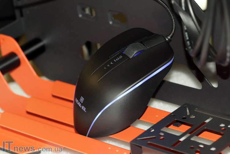 igrovaya-myshka-real-el-rm-747