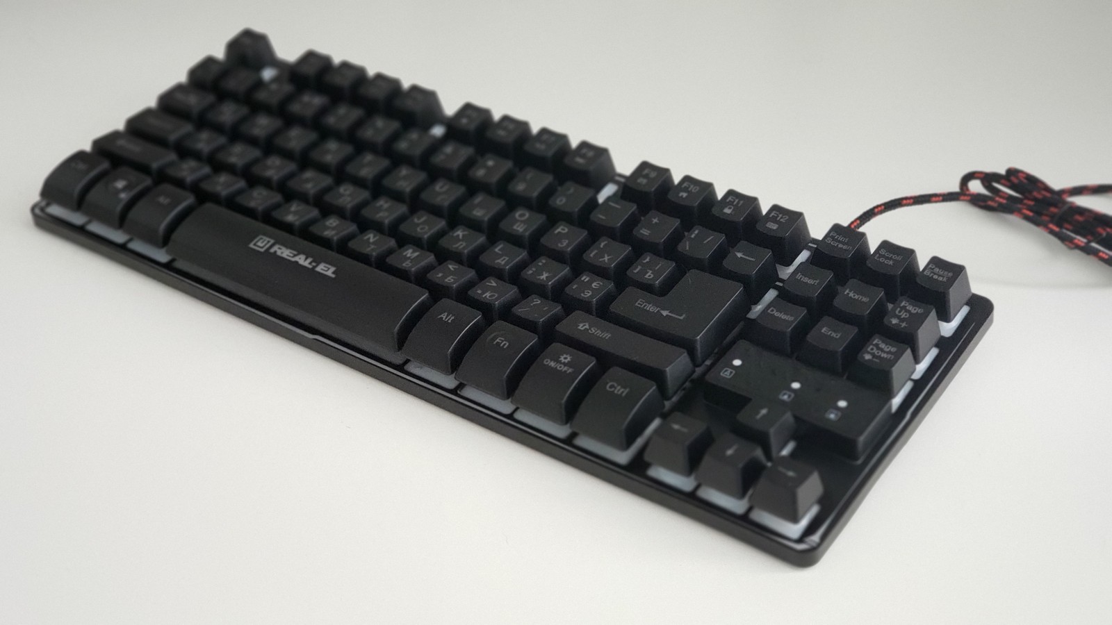 Фото клавиатуры REAL-EL Gaming 8710 TKL Backlit