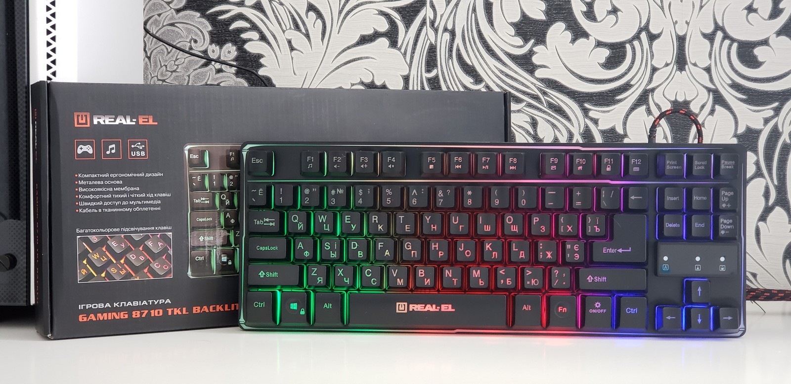 Фото общего вида клавиатуры REAL-EL Gaming 8710 TKL Backlit
