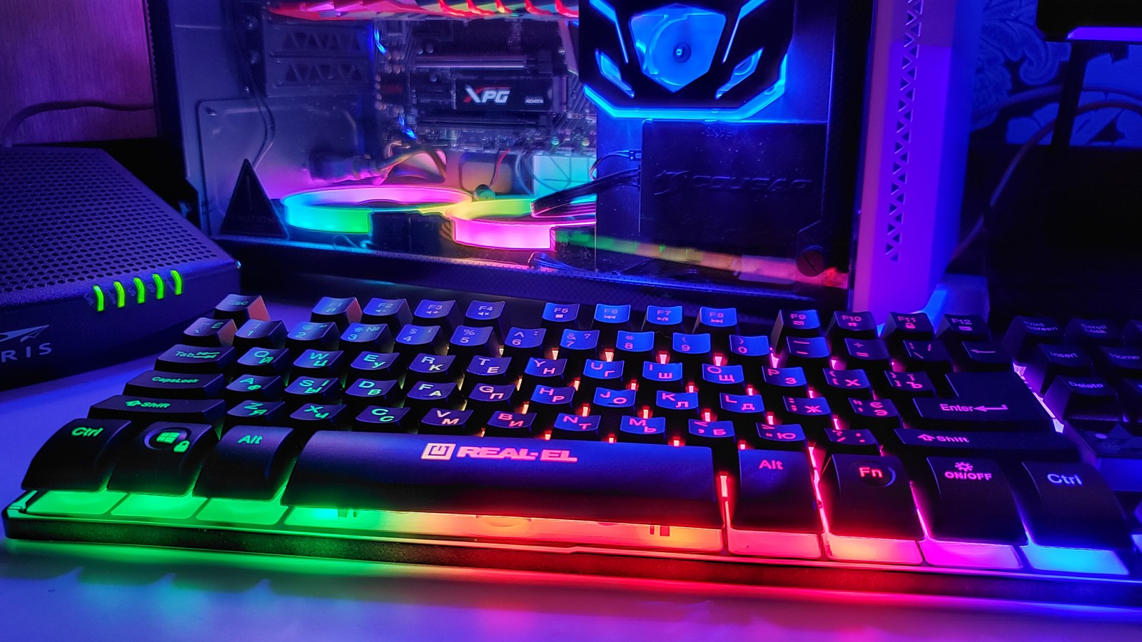 Фото клавиатуры REAL-EL Gaming 8710 TKL Backlit
