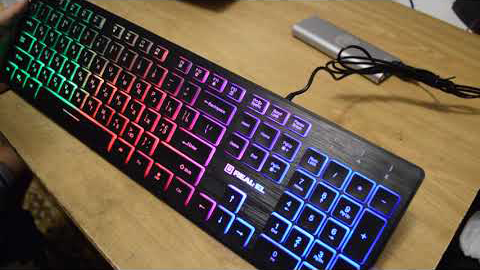 Распаковка товара Клавиатура проводная Real-El Comfort 7070 с Rozetka