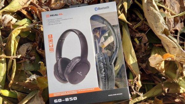 Довгограюча музика: огляд Bluetooth-навушників Real-EL GD-855